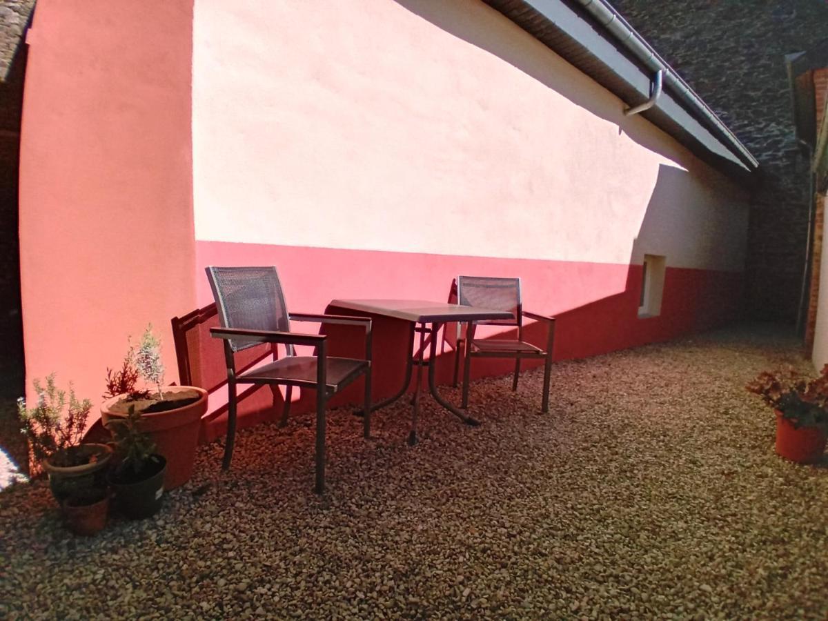 Apparthôtel Au Pied de Vigne Vresse-sur-Semois Exterior foto